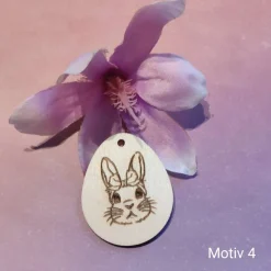 Osterei mit Hasenmotive und Name