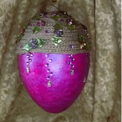 Osterei PINK/GRAU mit Acrylfarbe bemalt und mit Wolle und Schmucksteinen verziert Osterdeko Hängedeko großes Osterei