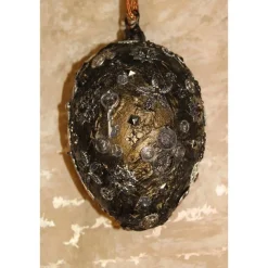 Osterei SCHWARZ/SILBER mit Acrylfarbe bemalt und mit Steampunk-Elementen dekoriert Osterdeko Hängedeko großes Osterei