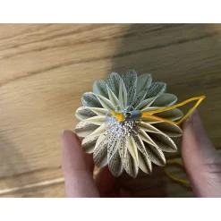 Ostereier aus Buchseiten Wabeneier Osterschmuck Osterdeko Upcycling