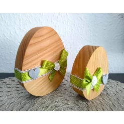Ostereier aus Douglasienholz grün, 2er-Set / Osterdekoration