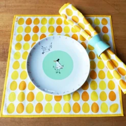 OSTEREIER Ostern Platzdeckchen Stoffservietten, nachhaltige Geschenkverpackung