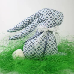 Osterhase aus Stoff - schöne Deko für Ostern - Stoffhase für das Osternest - Osterdeko