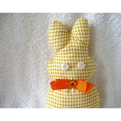 Osterhase in Gelb-beige-Caro handgemacht von Hobbyhaus