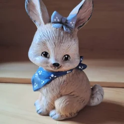 Osterhase Keramik  Ostern  Unikat  Hase mit Tuch