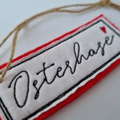 "Osterhase"-Geschenkanhänger aus Filz in ROT, von he-ART by helen hesse