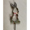 Osterhasen – Deko-Stecker, Pflanzenstecker mit Hasenmotiv, Verzierte Osterhasen-Stecker
