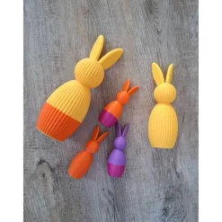 Osterhasen / Wunschfarben / minimalistisches Design / Blickfang / Farbtupfer / Geschenk / Deko