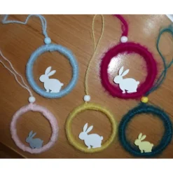 Osterhasen Hängedeko, Osterdekoration, Handarbeit, Upcycling-Idee hessmade