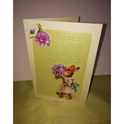 Osterkarte in beige und hellgrün