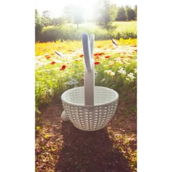 Osterkorb mit Hasenohren & Stummelschwanz – nachhaltig & individuell bemalbar