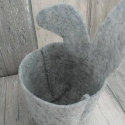 Osterkörbchen aus Filz mit Hasengesicht