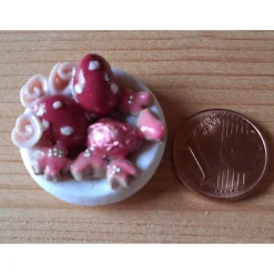 Ostern bunte Osterteller Wichtel Puppenstubenzubehör handgemacht 1:12