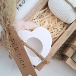 Ostern Geschenkset Ostergeschenk Dekoherz Kerzenhalter Herz Kerzenset Stabkerze Kerzenbox Holzbox Mitbringsel