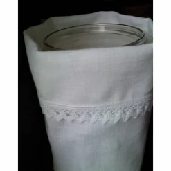 Ostern Lichtbeutel Geschenkbeutel Tischdeko Mädchen mit Osternest GESTICKT Leinen Scherenschnitt Spitze.