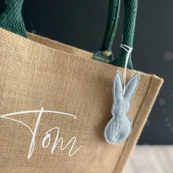 Ostertasche mit Namen | aus Jute mit Hasen-Anhänger | grün
