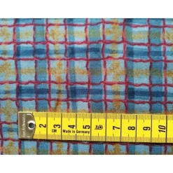 Patchworkstoff, grünkarierter Quiltstoff  mit roten, blauen und grünen  Streifen -  SSI Studio Nr. 045