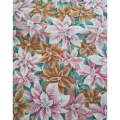 Patchworkstoff wunderschöne cremfarbene Christrose auf hellblauem Hintergrund