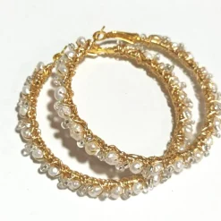 Perlenohrringe Creolen 55 Millimeter groß handgemacht weiße Perlen barock Brautschmuck boho