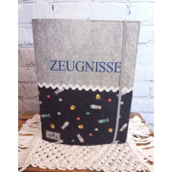 Personalisierbare Zeugnishülle Rakete