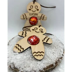 Personalisiere deinen Lebkuchenmann aus Holz – Geschenkidee zu Weihnachten & Nikolaus für Schokokugeln