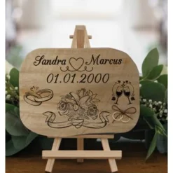Personalisierte Baumscheibe als Hochzeitsgeschenk – Ringkissen mit Wunschgravur & individueller Gestaltung