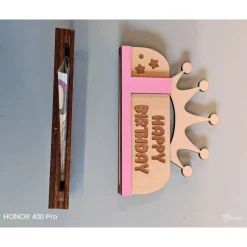 Personalisierte Geldscheinverpackung aus Holz – Gutscheinverpackung mit Gravur & Schleife zum Geburtstag