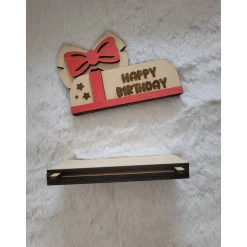 Personalisierte Geldscheinverpackung aus Holz – Gutscheinverpackung mit Gravur & Schleife zum Geburtstag