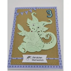 Personalisierte Glückwunschkarte Kindergeburtstag mit süßem Drachen – Handgemacht in 2 verschieden Farbvarianten