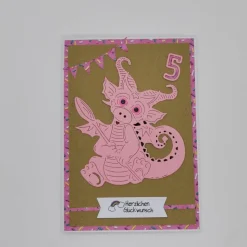 Personalisierte Glückwunschkarte Kindergeburtstag mit süßem Drachen – Handgemacht in 2 verschieden Farbvarianten