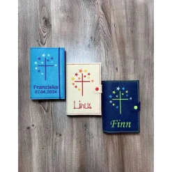 Personalisierte  Gotteslobhülle aus Filz mit Sternchen und Kreuz – hochwertig bestickt – wähle dein Design