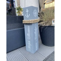 Personalisierte Holzsäule Zuhause – Familien Deko für Eingangsbereich, Geschenk zum Einzug & Hochzeit