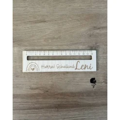 Personalisierte Lesehilfe mit Lineal aus Holz Geschenk zur Einschulung/Schulanfang
