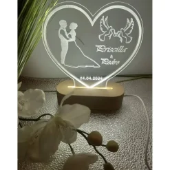 Personalisierte Liebeslampe in Herzform Brautpaar ,Hochzeitsgeschenk,Tauben