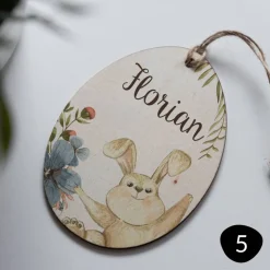 Personalisierte Osteranhänger *Easter Rabbit 1* mit Namen aus Holz / Holzeier als Osterdeko oder Geschenkanhänger