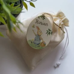 Personalisierte Osteranhänger *Easter Rabbit 2* mit Namen aus Holz / Holzeier als Osterdeko oder Geschenkanhänger