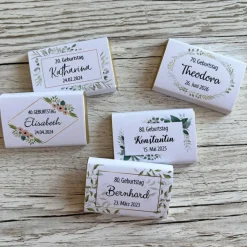 Personalisierte Schokolade als Gastgeschenk zum Geburtstag | Personalisierung mit Wunschtext