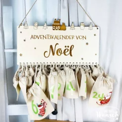 Personalisierter Adventskalender aus Holz mit Säckchen | 24 Türchen | Adventssäckchen | Holzadventskalender zum Hinhänge