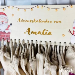 Personalisierter Adventskalender aus Holz mit Säckchen | 24 Türchen | Adventssäckchen | Holzadventskalender