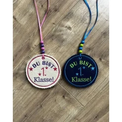 Personalisierter Filz-Anhänger für Schultüte – Einzigartiges Geschenk zur Einschulung 2025