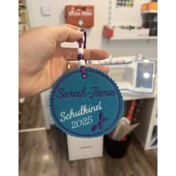 Personalisierter Filz-Anhänger für Schultüte zur Einschulung – mit Name & Wunschdesign