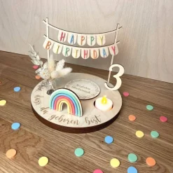 Personalisierter Geburtstagsteller bunt mit LED Licht und Regenbogen