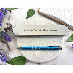 Personalisierter gravierter Metall Kugelschreiber in Wunschfarbe und Box mit Gravur als Geschenk in Geschenkverpackung E