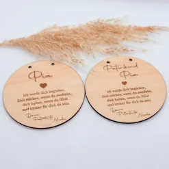Personalisierter Holzanhänger für Patenkind – Emotionales Geschenk mit graviertem Spruch von Patentante oder Patenonkel
