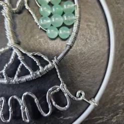 Personalisierter Lebensbaum, handmade, mit echten Edelsteinperlen. Geschenk zur Kommunion, Taufe, Geburt oder Geburtstag