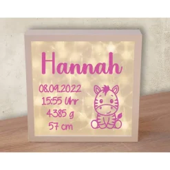 Personalisierter Leuchtrahmen MIT TIMER Geschenk zur Geburt, Taufe, Babygeschenk für Mädchen oder Junge, Bilderahmen