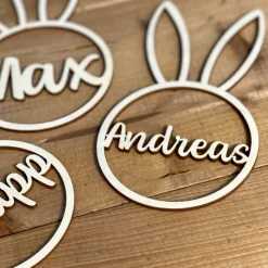 Personalisierter Osterhasekopf - Geschenkanhänger aus Holz