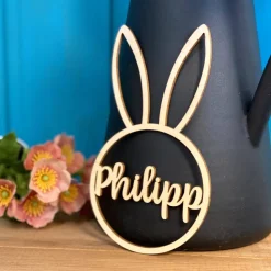 Personalisierter Osterhasekopf - Geschenkanhänger aus Holz