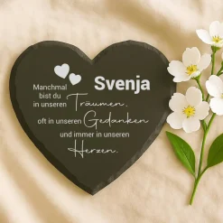Personalisierter Schieferherz-Gedenkstein mit Gravur – Wetterfester Grabschmuck mit Namen