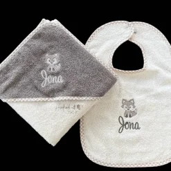 personalisiertes besticktes Babyset,  Kapuzenhandtuch und großes Lätzchen mit süßem Fuchs und Namen, Geschenkidee Geburt